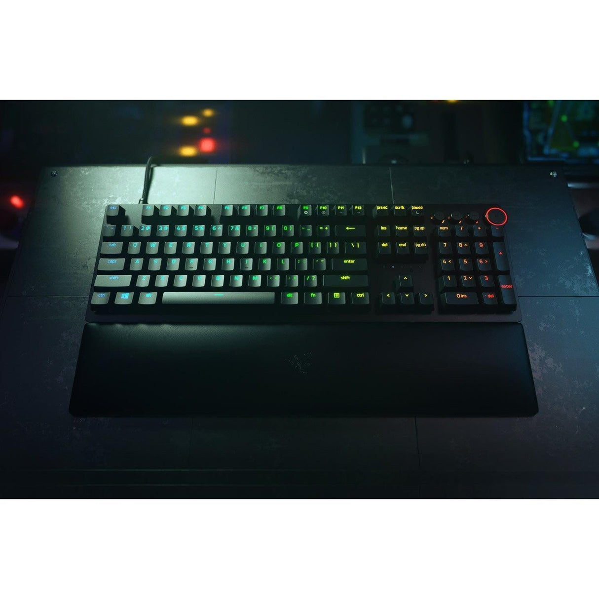 Razer Huntsman V2 Linear Optical Switch Wired Mechanical Gaming Keyboard RZ03-03930100-R3M1